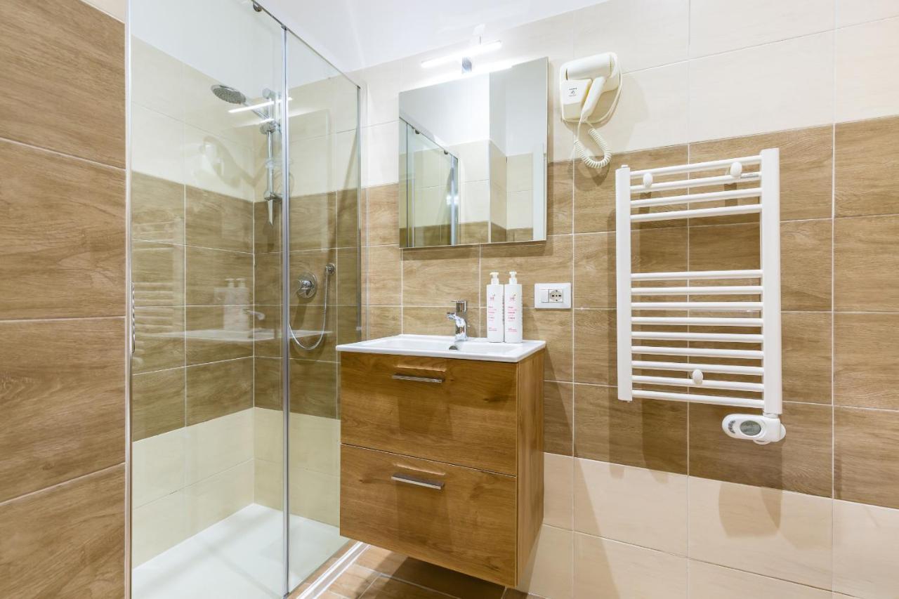 נאפולי Central Station Apartments & Suites מראה חיצוני תמונה